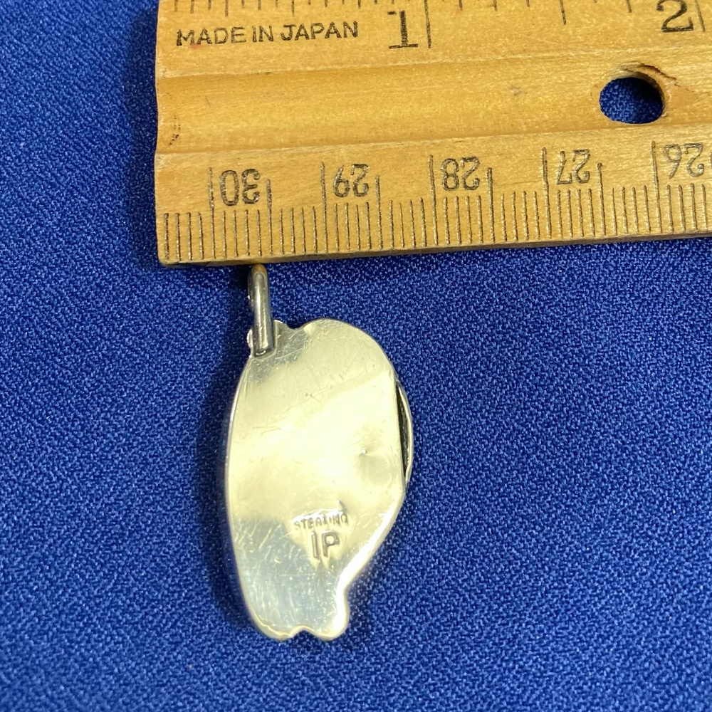 Sterling Silver Mother-of-Pearl Pendant - Picture 4 of 5